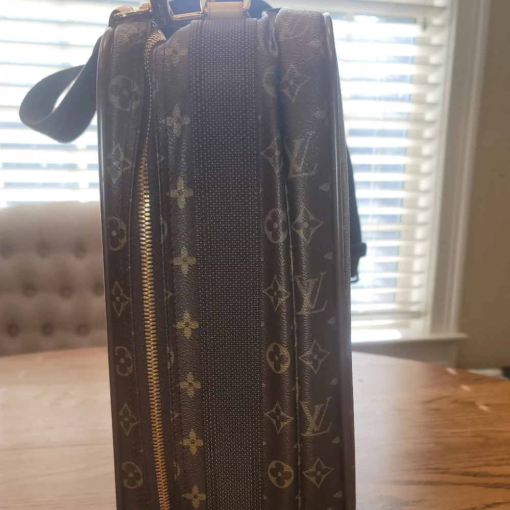 Louis Vuitton Monogram Satellite 53 Suitcase Luggage With Strap/Accessor…